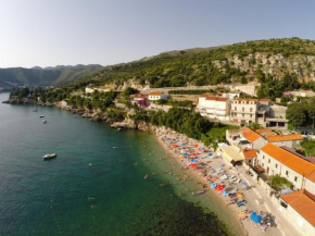 Beach House Legosi